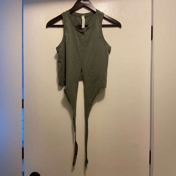 Lululemon Time to Restore Tank - Sage Green Sz 2 - Picture 3 of 5